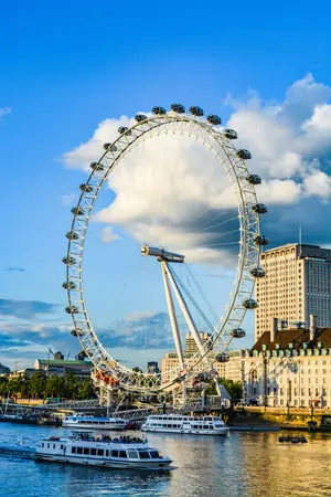 LONDON >>